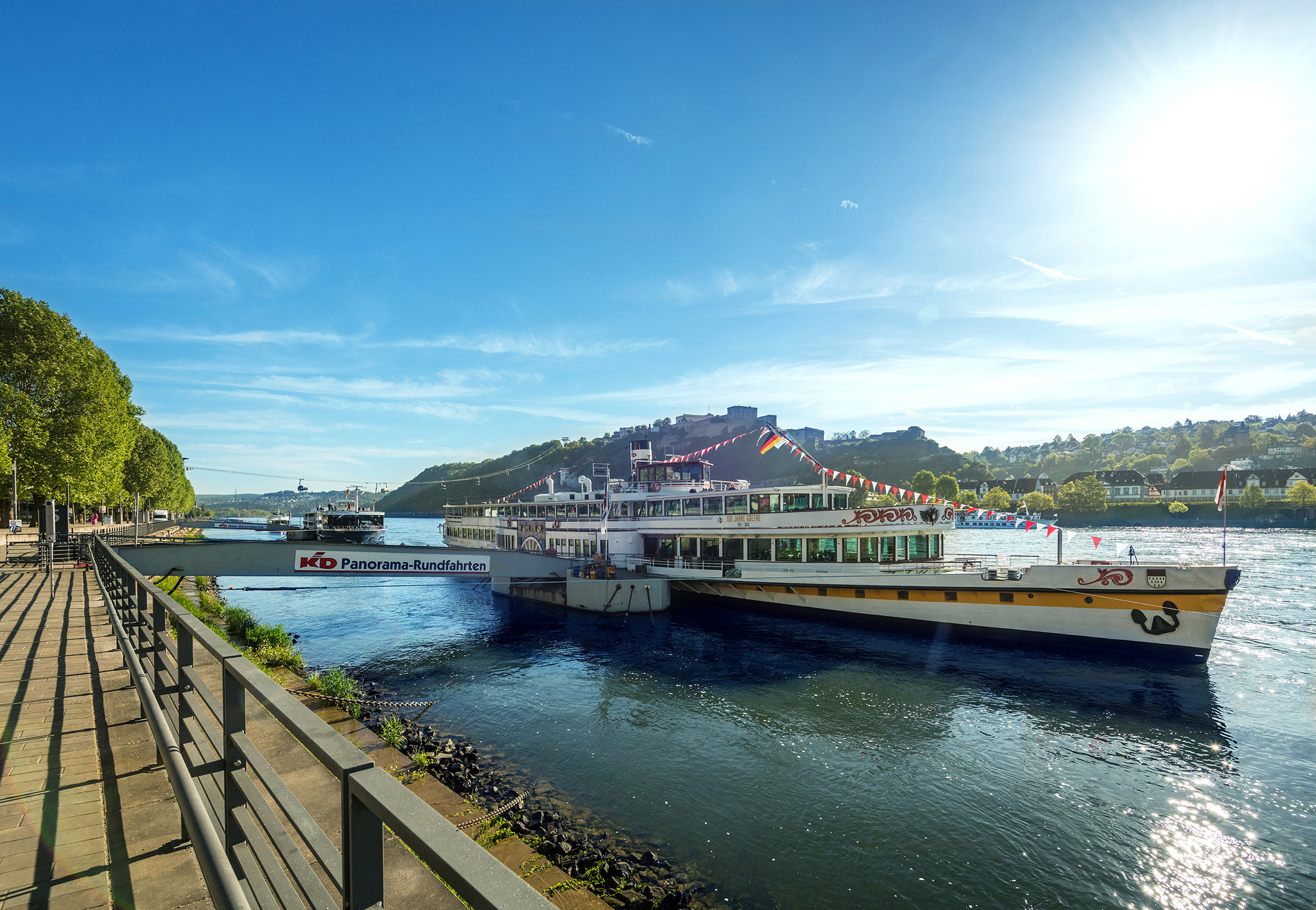 Rhein. Rheintal. Koblenz. Rheinschifffahrt. Festung Ehrenbreitstein. Dominik Ketz. Koblenz Touristik.