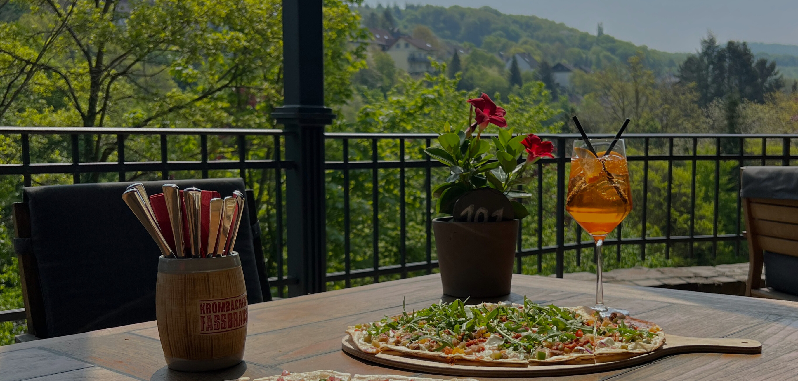 Restart-Aussengastronomie_Restaurant_Biergarten_Schloss-Burgbrohl_Eifel