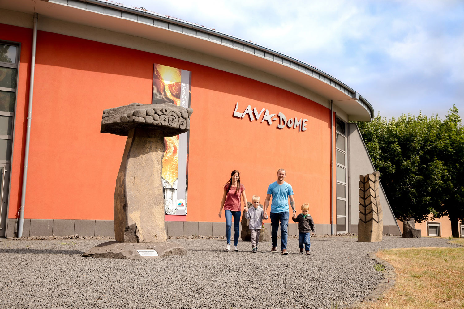 Lava Dome. Vulkanmuseum. Eifel. Vulkanregion Laacher See. Ausflugsziel Schloss Burgbrohl. 